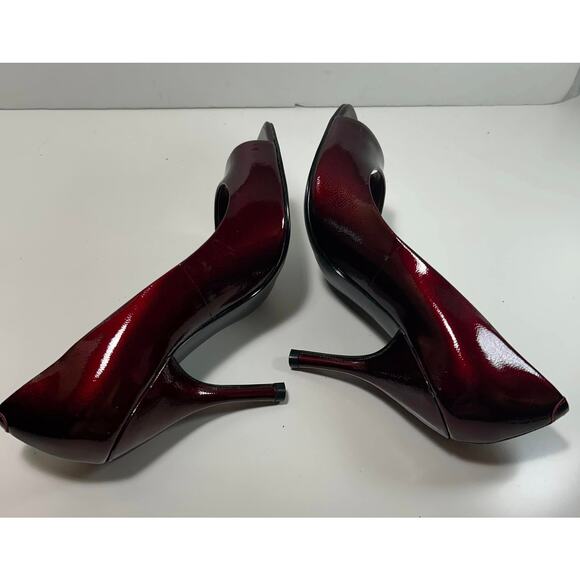 BCBGENERATION Ariel Ruby Red Patent Leather Stiletto Heels Shoes Womens 7.5 - Picture 5 of 7